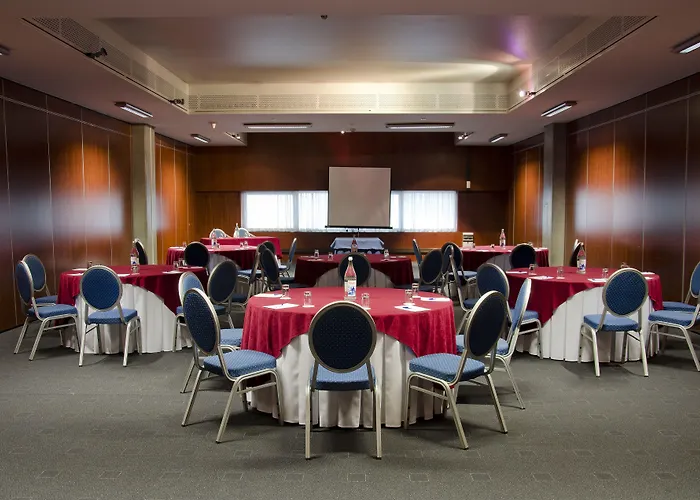 Vip Executive Arts Hotel